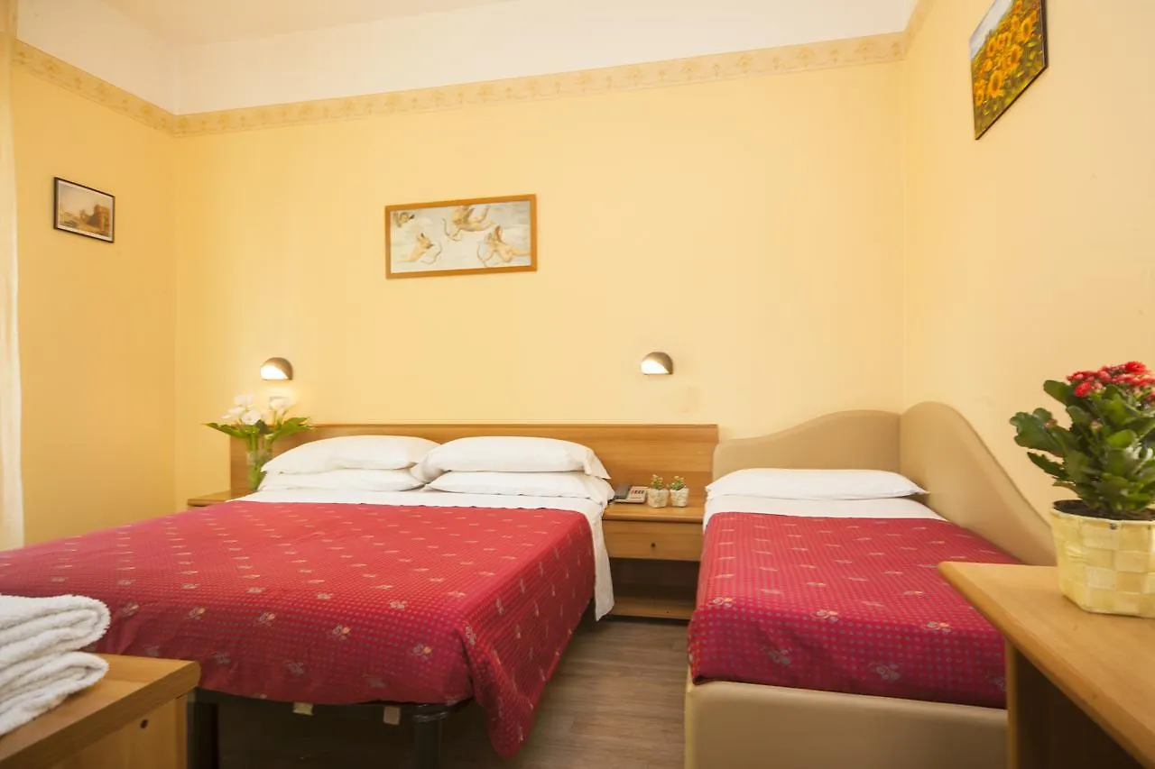 Hotel Festival ريميني