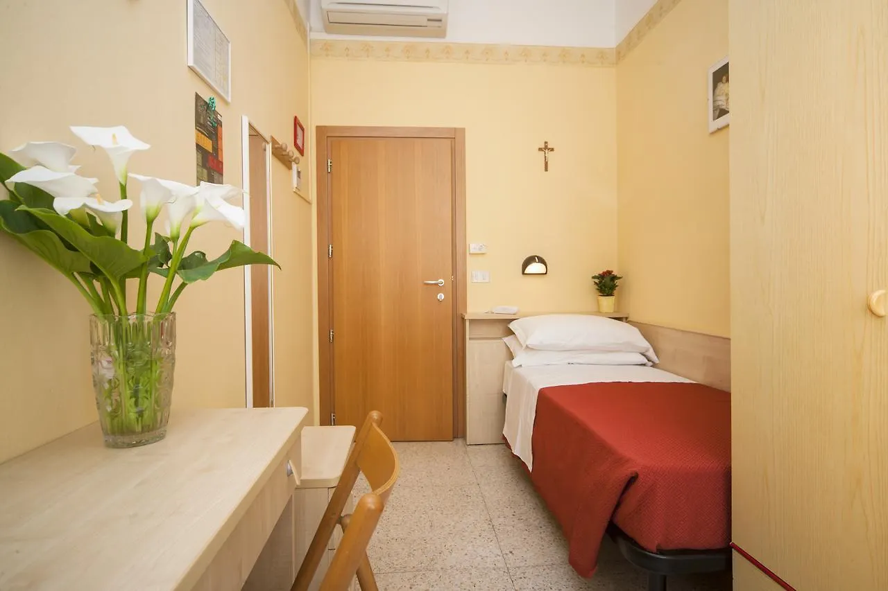 Hotel Festival ريميني